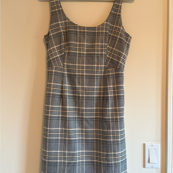 Banana Republic Black and White Plaid Mini Dress - Picture 4 of 5